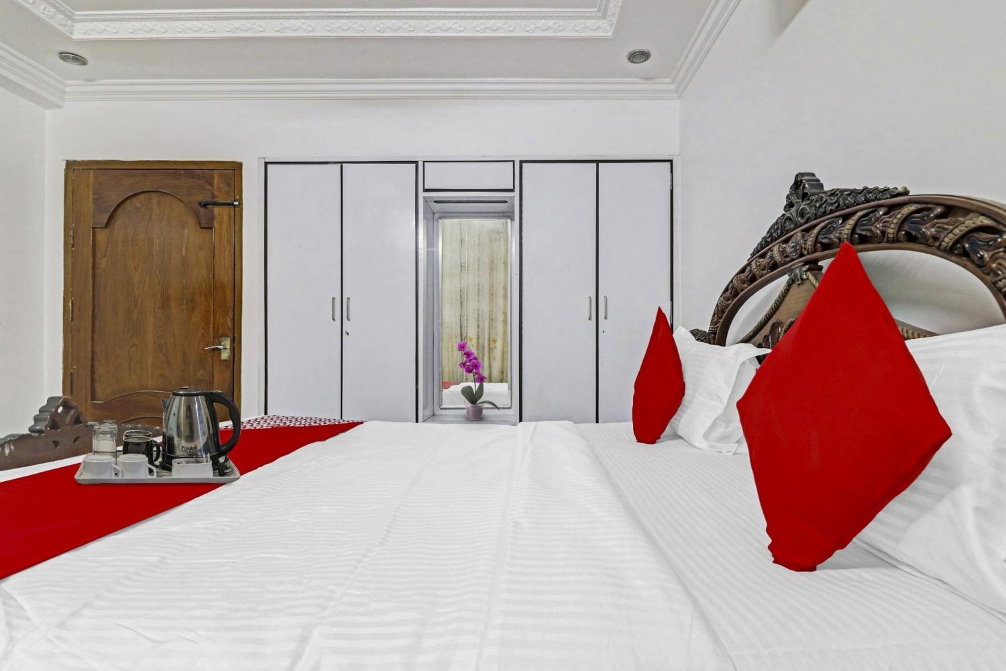 Super Hotel O Alpine Glow Crest Secundurabad Eksteriør billede